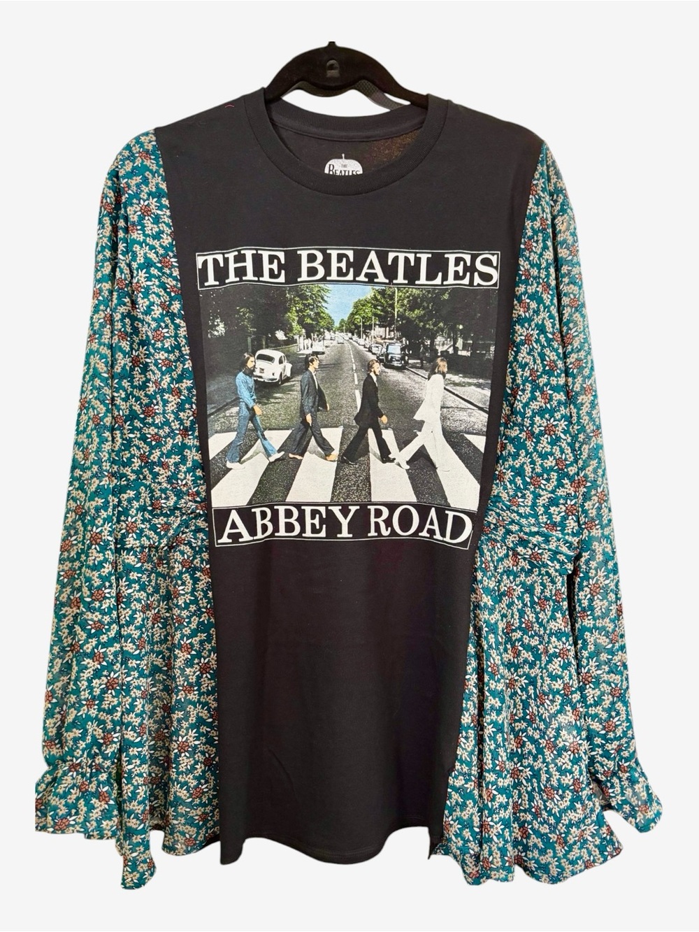 24. The Beatles Rocktop 24pp 29L